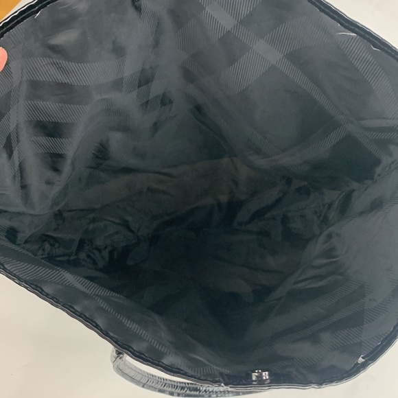 Burberry Large Tote Bag Black Nylon Fragrance Collection Shiny bottom Snap close - Picture 8 of 16
